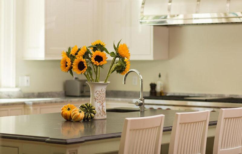 工業(yè)除濕機的清理工作該怎么做?